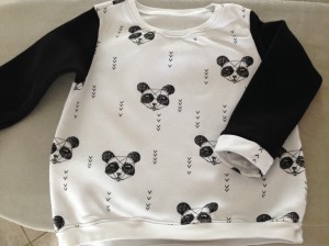 tissu panda de la Panda love fabric et jersey noir du marché aux tissus de Reims 